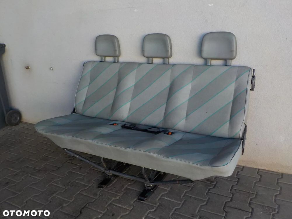 VW T4 FOTEL POTRÓJNY KANAPA ŁAWKA TYŁ TYLNA - 2