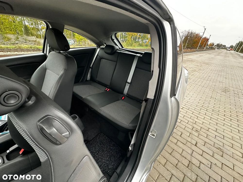 Opel Corsa - 9