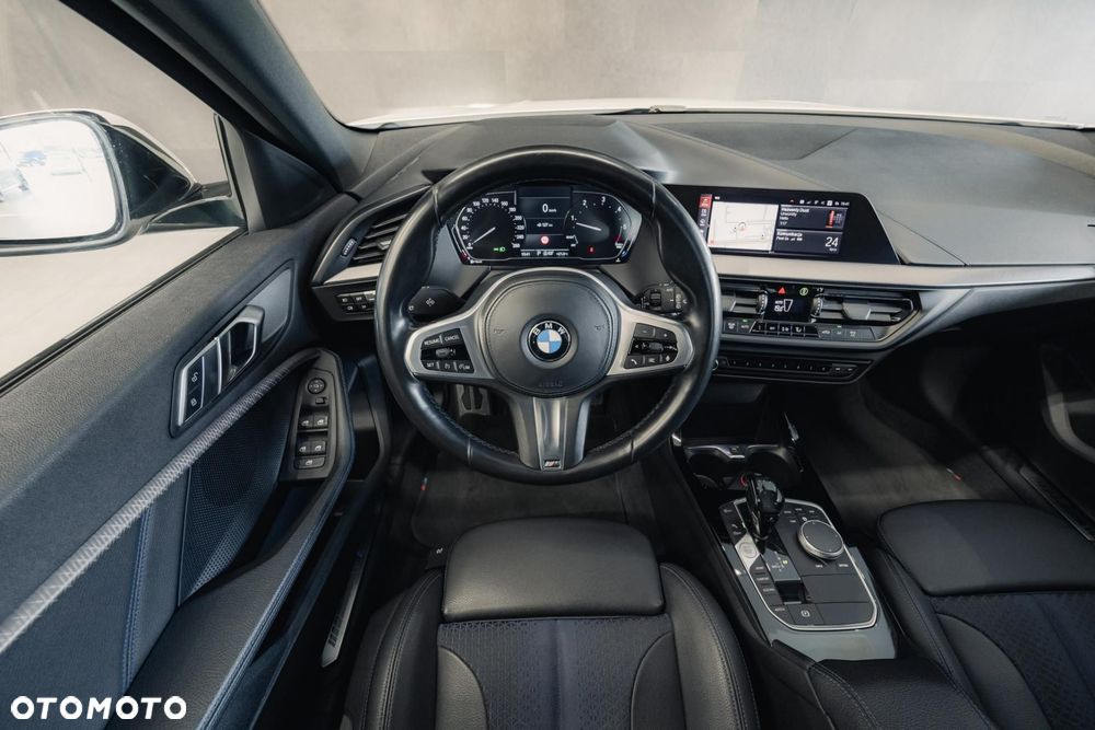 BMW Seria 1 118d M Sport - 12