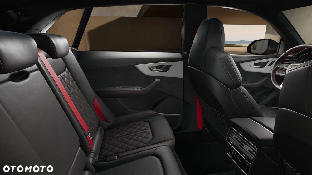 Audi Q8 - 8