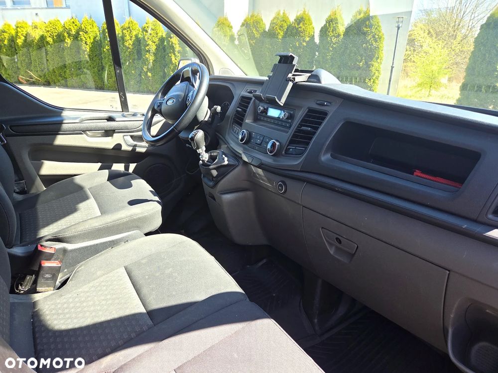 Ford TRANSIT CUSTOM - 6