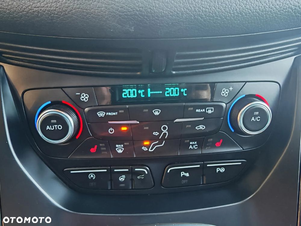 Ford Kuga 1.5 EcoBoost 2x4 ST-Line - 10