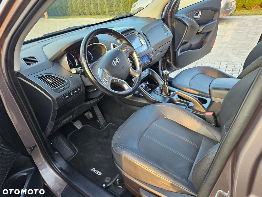 Hyundai ix35 2.0 CRDi 4WD Premium - 6