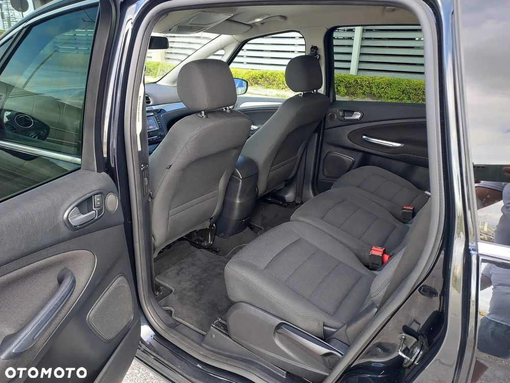 Ford S-Max 2.0 TDCi DPF Titanium - 19