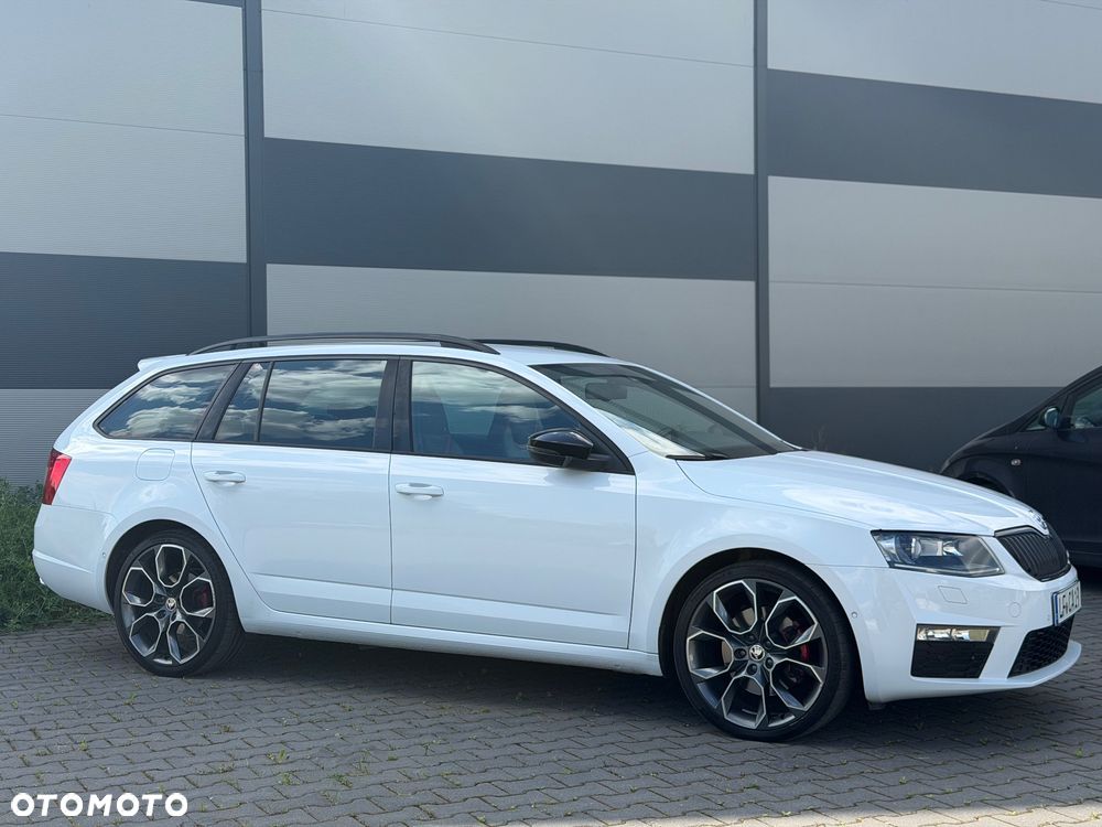 Skoda Octavia 2.0 TDI 4x4 RS Challenge DSG - 3