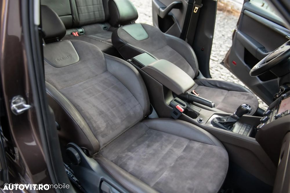 Skoda Octavia 2.0 TDI (Green tec) 4x4 DSG Scout - 15