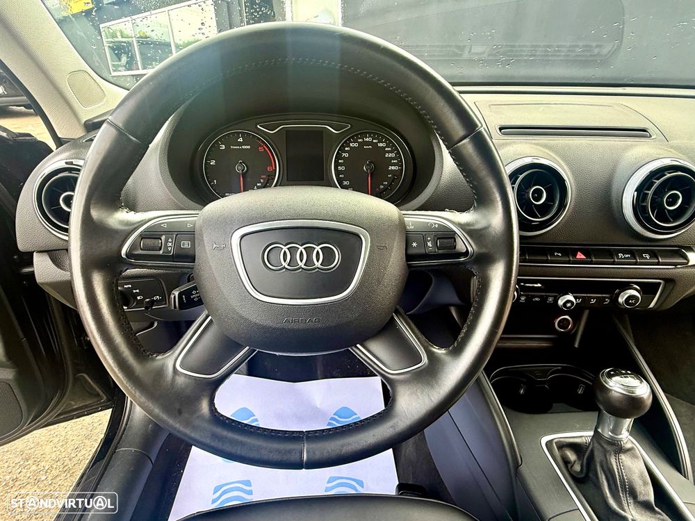 Audi A3 Sportback 1.6 TDI Attraction - 18