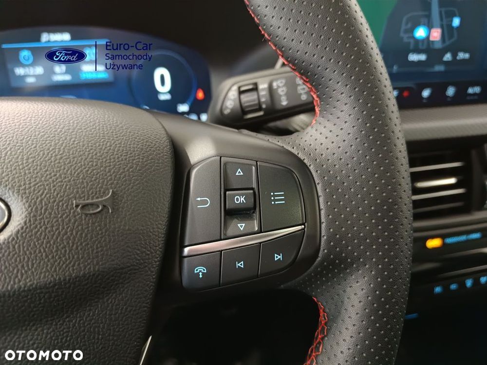 Ford Kuga 2.5 FHEV AWD ST-Line X eCVT - 19