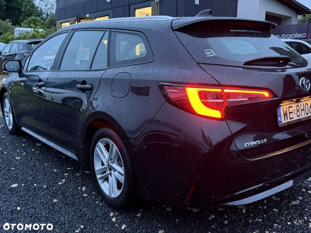 Toyota Corolla 1.8 Hybrid Comfort - 9