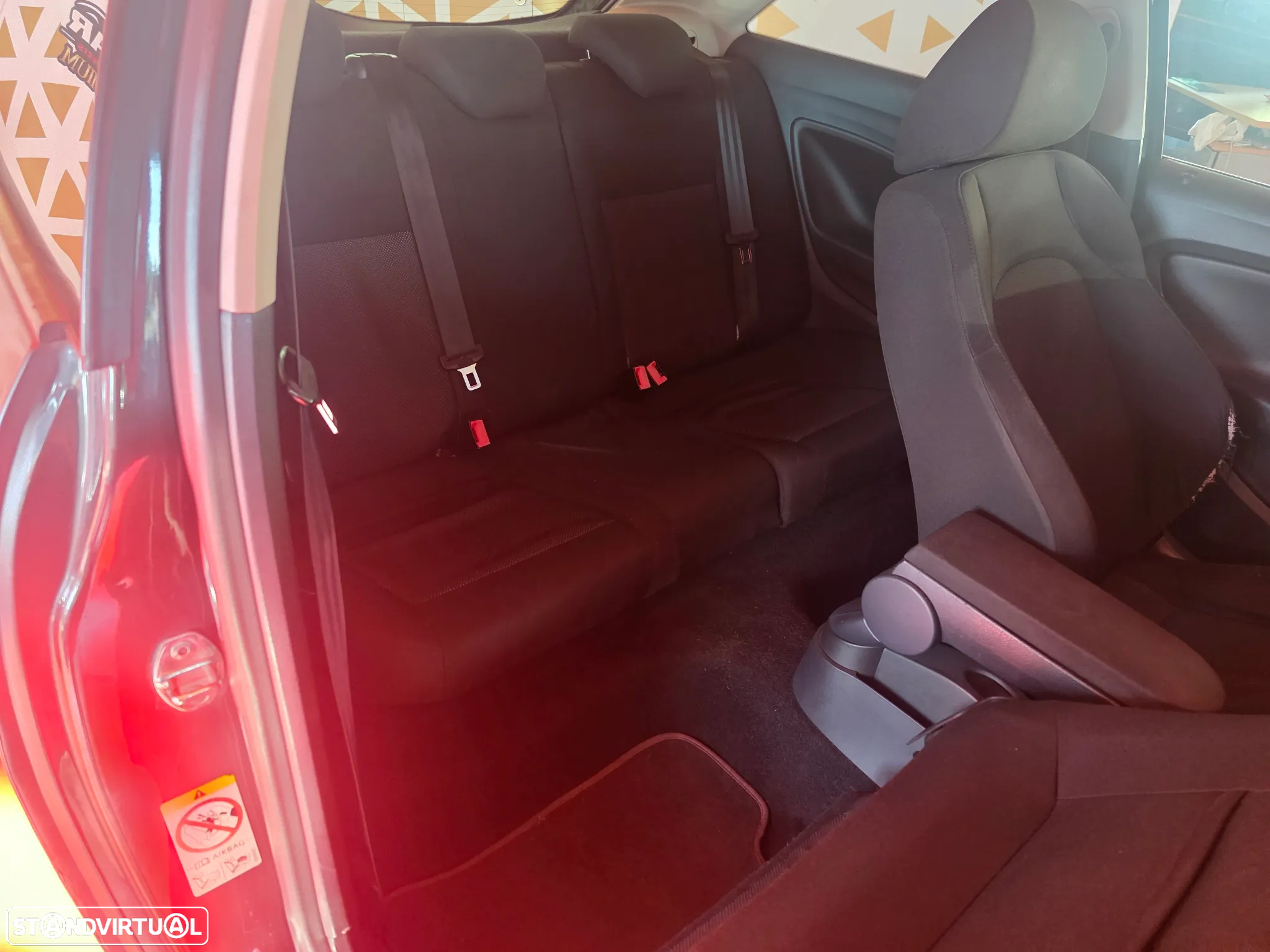 SEAT Ibiza SC 1.6 TDi Sport DPF - 20