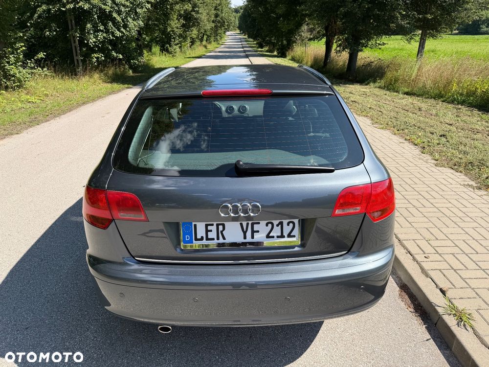 Audi A3 Sportback 1.6 Ambiente - 14