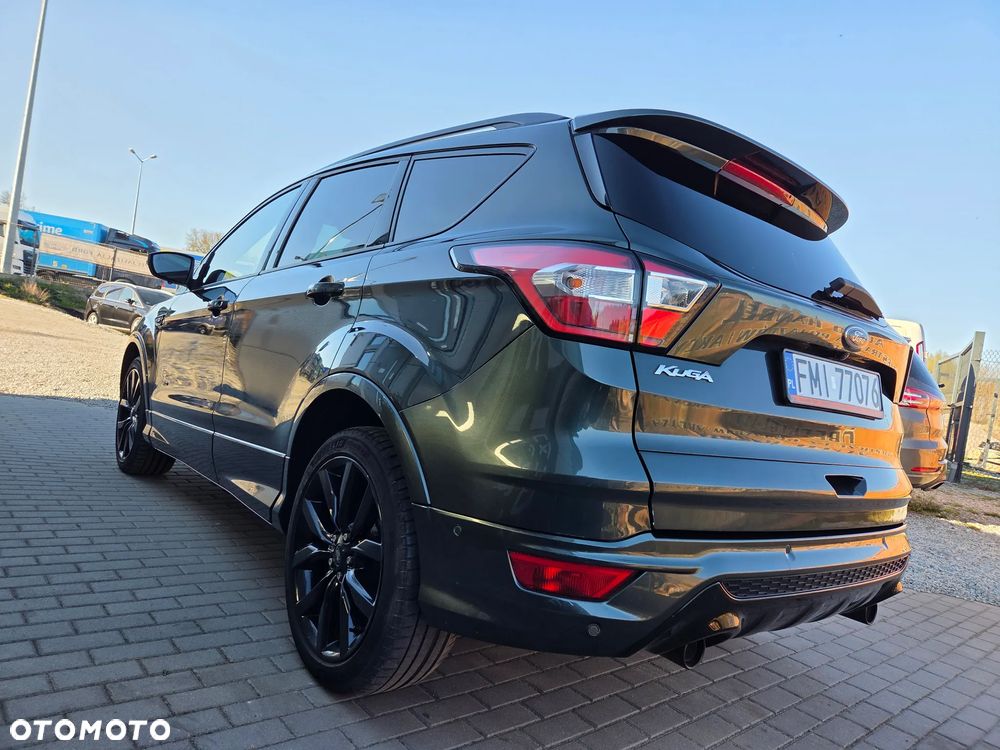 Ford Kuga 2.0 TDCi 4x4 ST-Line - 11