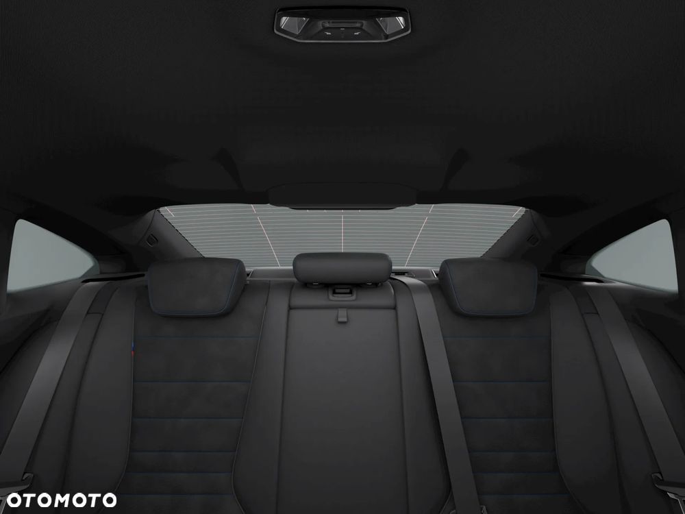 BMW Seria 2 220i mHEV - 11