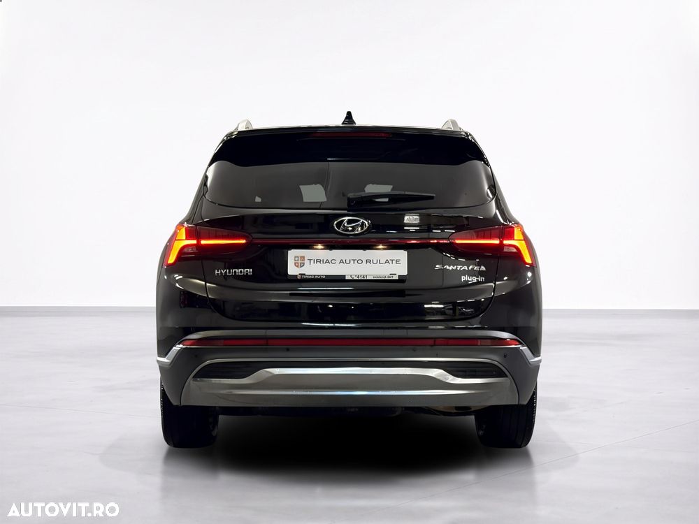 Hyundai Santa Fe - 4