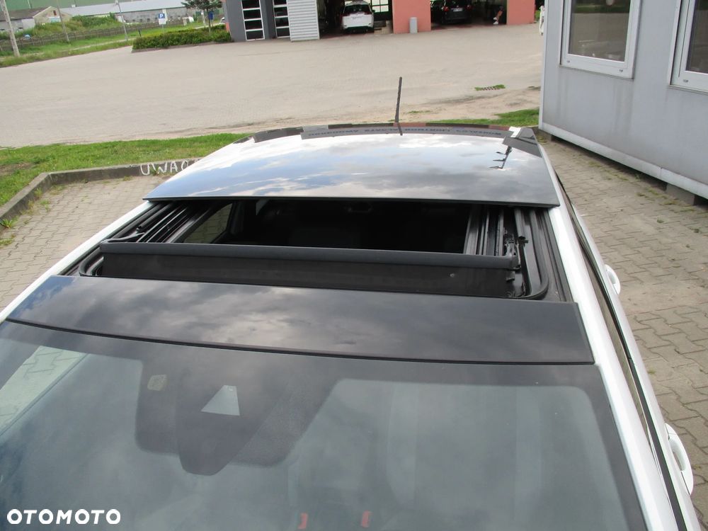 Volkswagen Taigo 1.0 TSI OPF DSG R-Line - 16