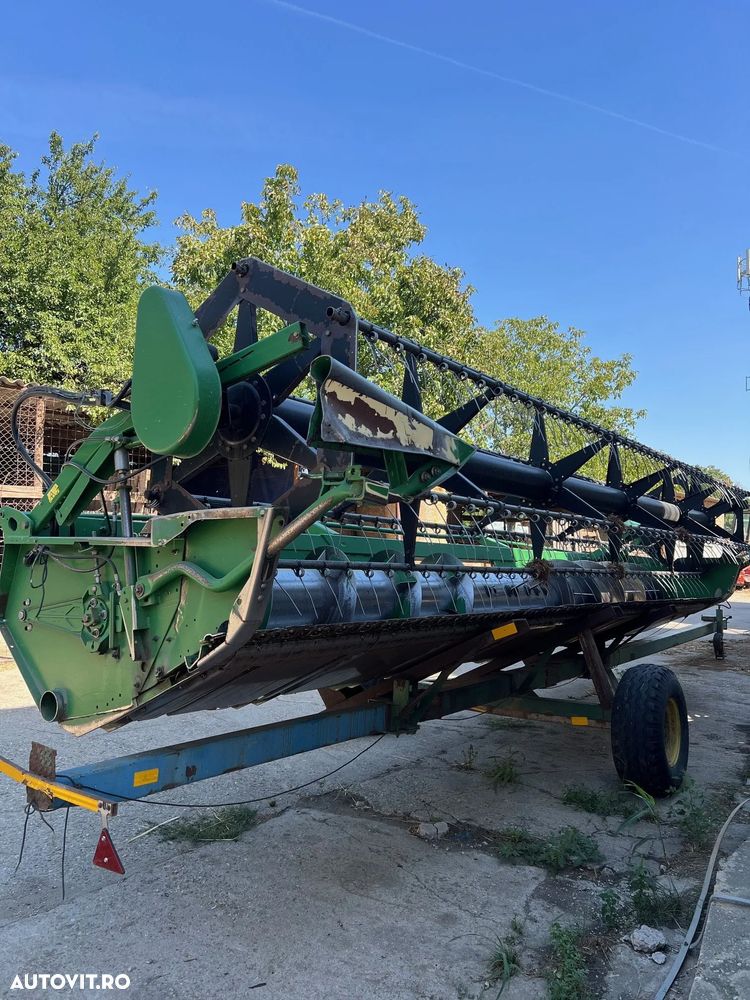 John Deere W650 - 13