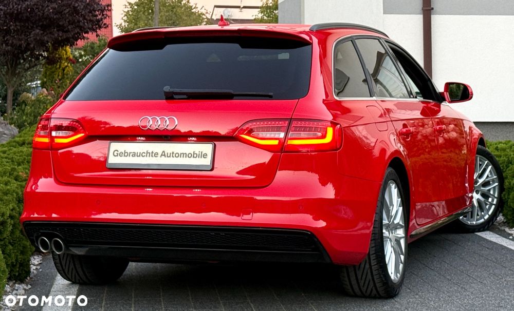 Audi A4 Avant 2.0 TDI DPF clean diesel multitronic S line Sportpaket - 31