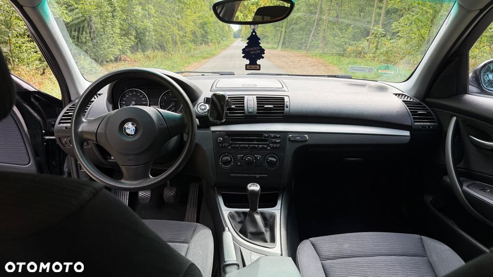 BMW Seria 1 118i - 13