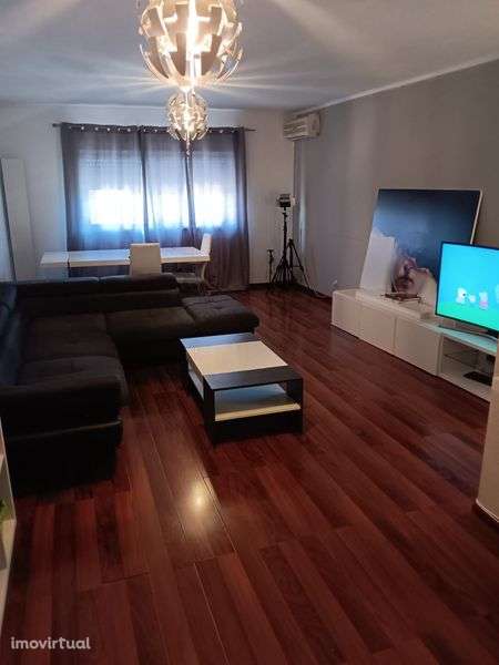 T2 – Vilar do Paraíso | Vila Nova de Gaia
Arrenda-se apartamento T2 co - Grande imagem: 5/5