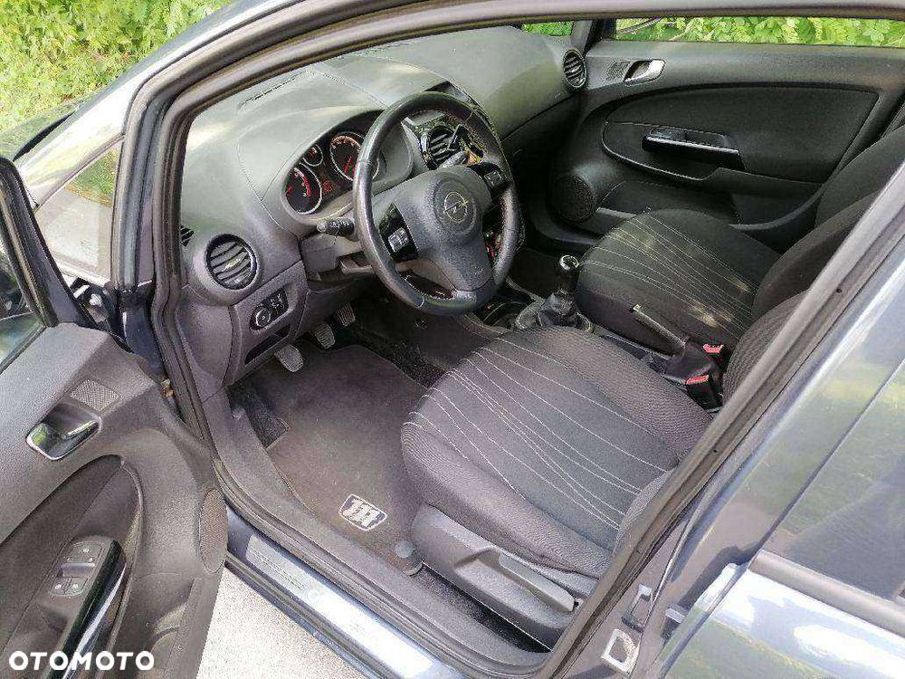 Opel Corsa - 4