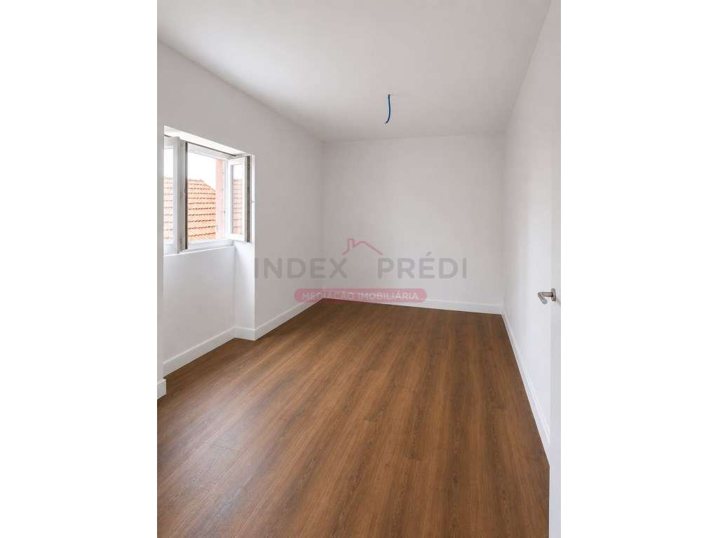 Moradia T5 Remodelada - Avelar - Ansião - Grande imagem: 4/6