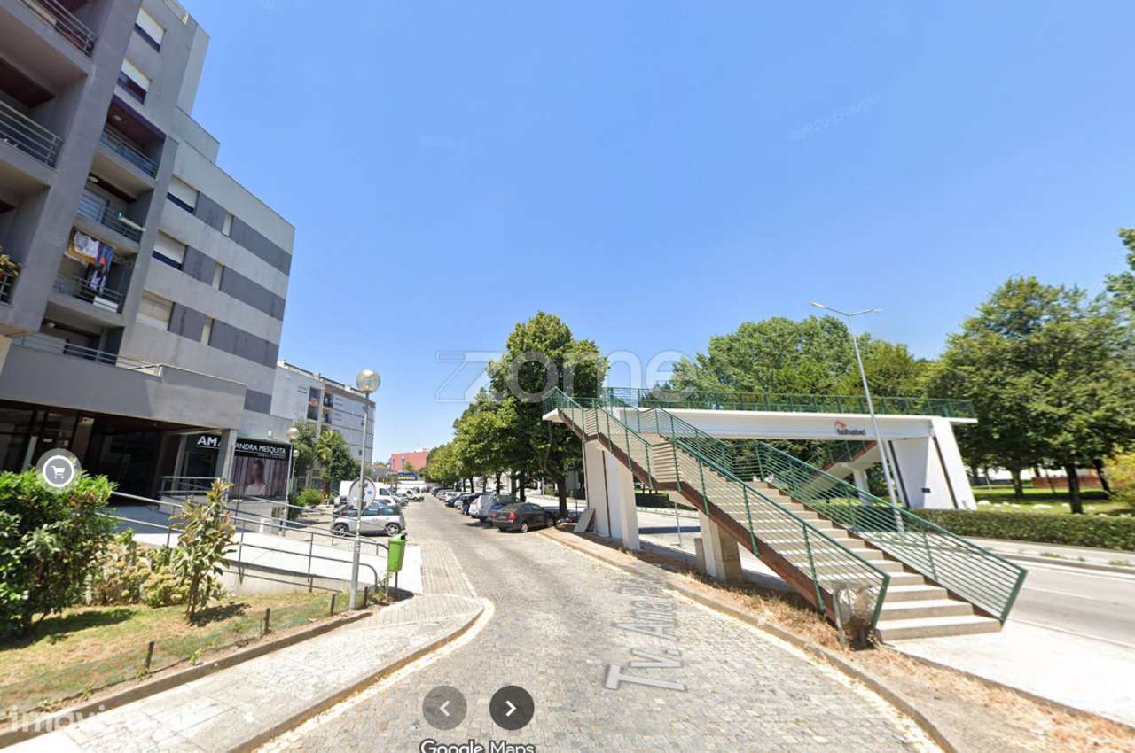 Lojas no Centro comercial ARO - Grande imagem: 5/15