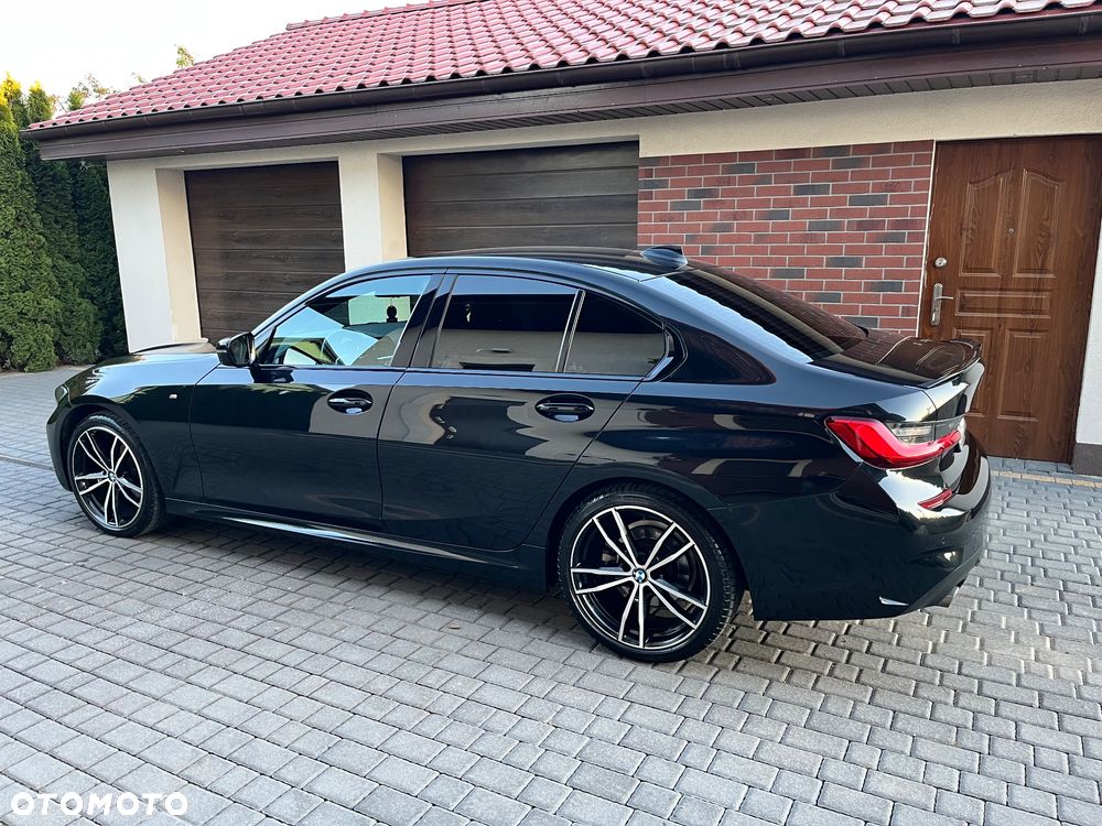 BMW Seria 3 318d MHEV Sport Line - 11