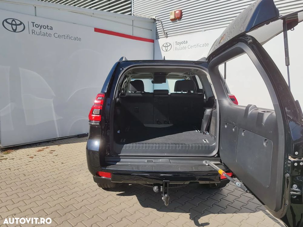 Toyota Land Cruiser 2.8l Turbo D-4D AVS Aut. Luxury - 28