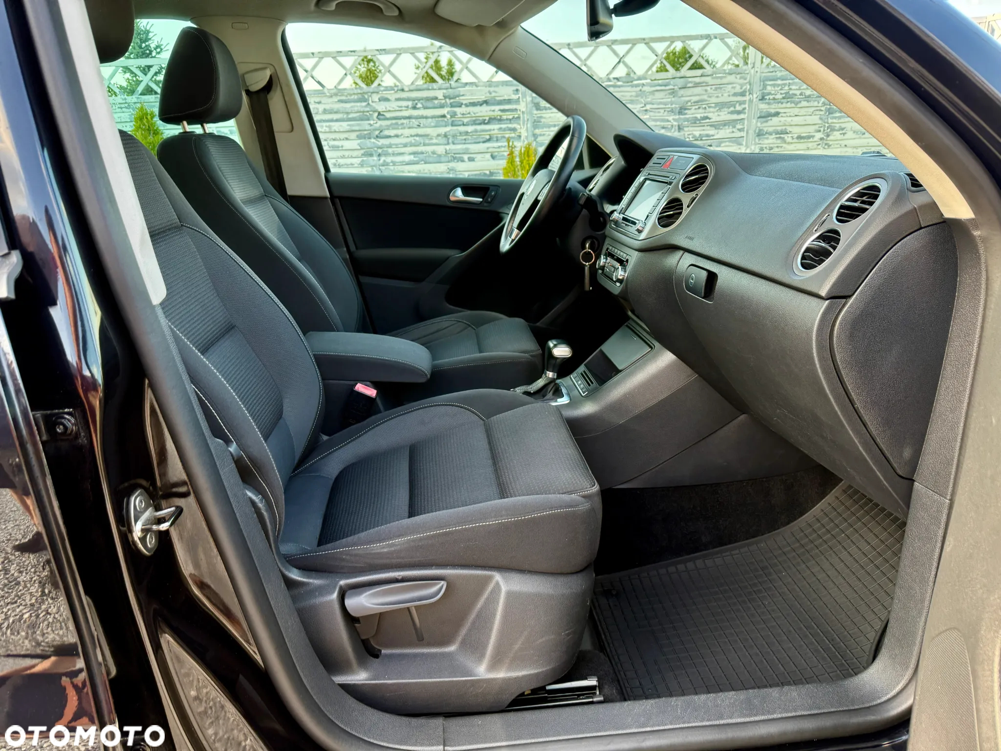 Volkswagen Tiguan 2.0 TDI DPF 4Motion BlueMotion Technology DSG Exclusive - 5