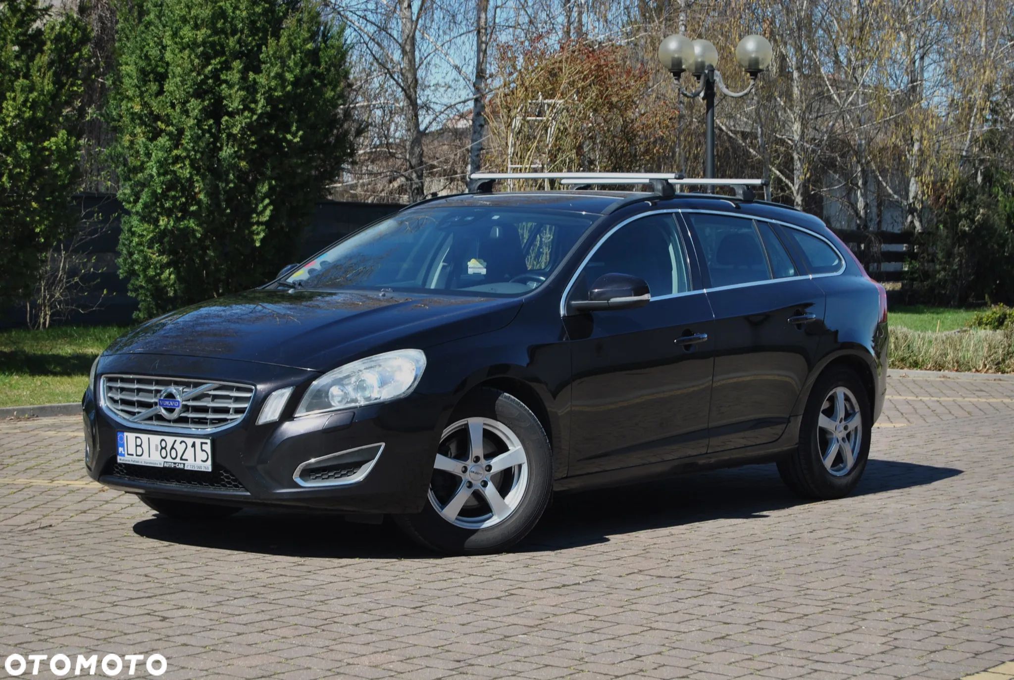 Volvo V60 D2 Summum - 1