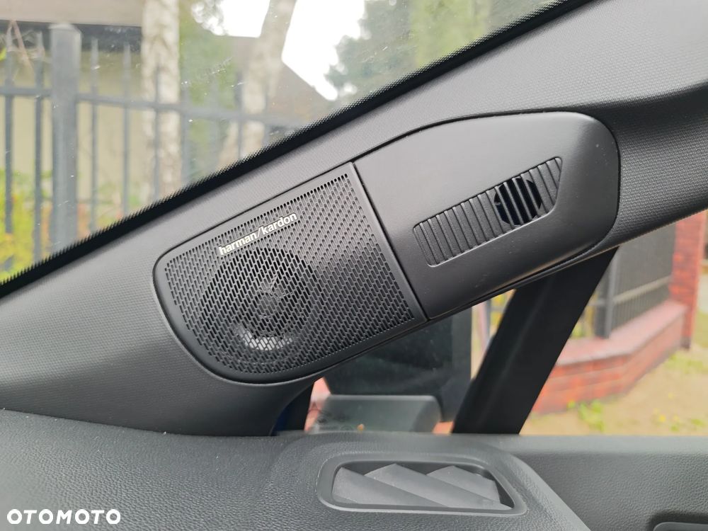 Renault Captur 1.3 TCe mHEV Techno EDC - 19