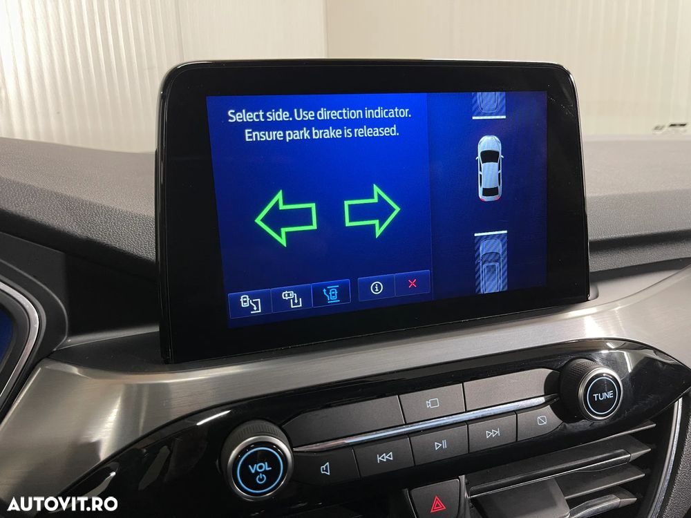 Ford Kuga 2.0 EcoBlue A8 AWD Titanium - 15