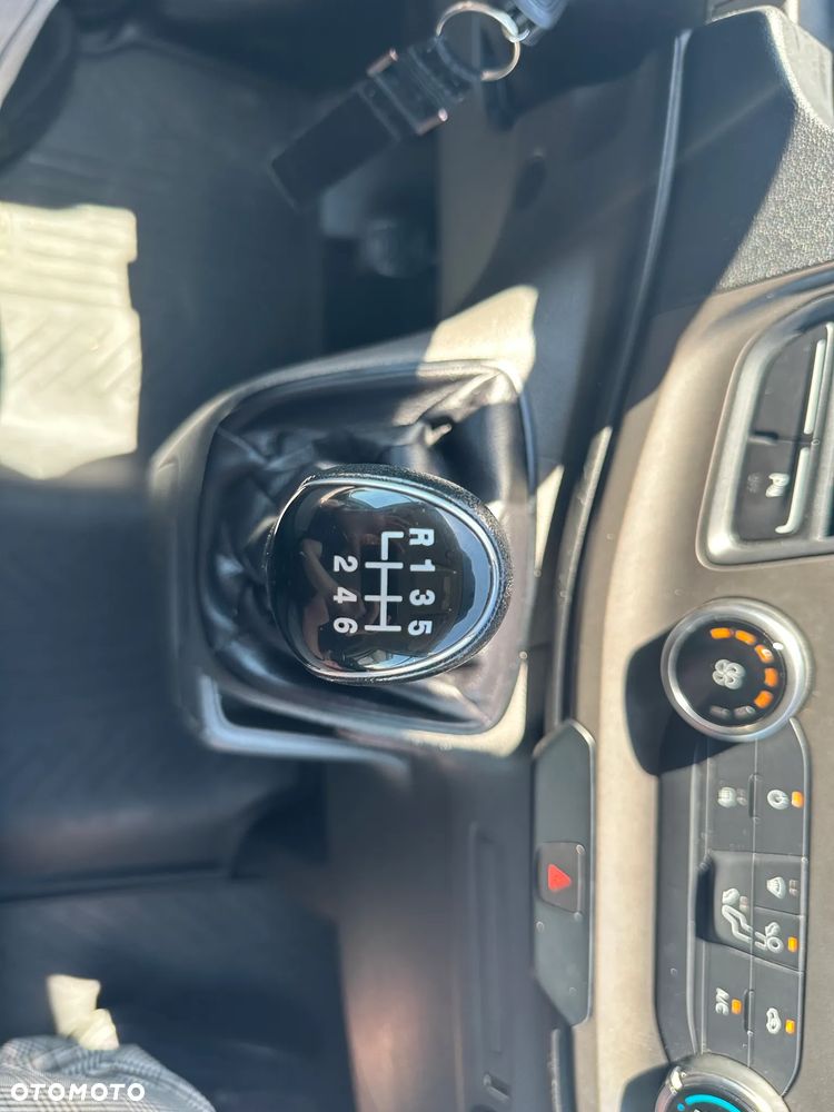 Ford TRANSIT CUSTOM - 17