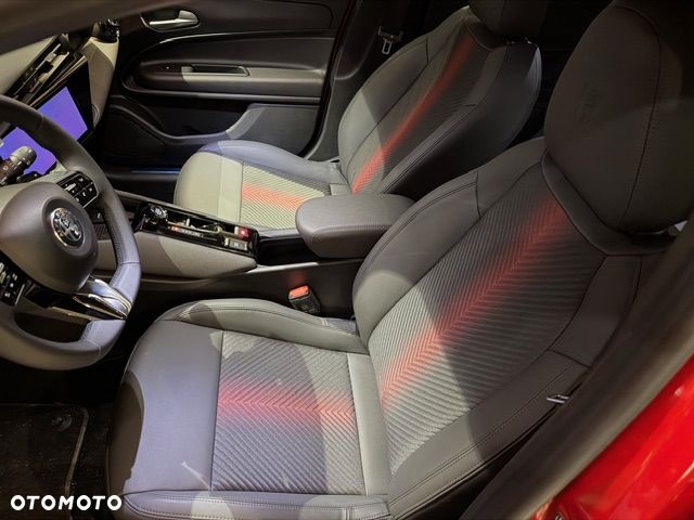 Alfa Romeo Junior 1.2 mHEV Ibrida Q4 eDCT - 11