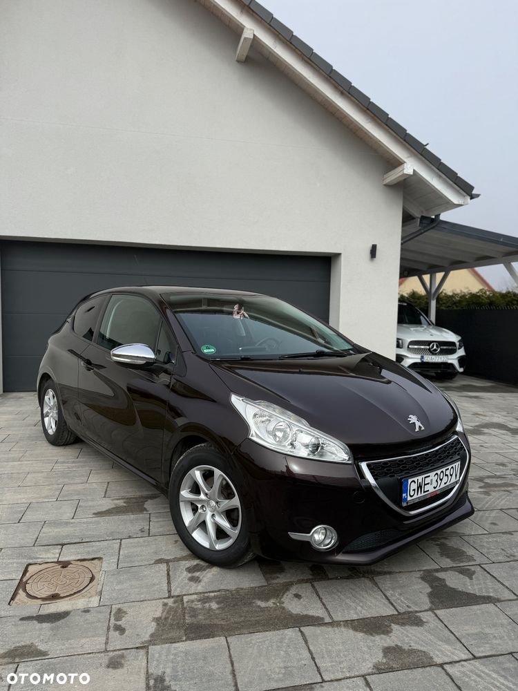 Peugeot 208 1.6 e-HDi Active STT - 1