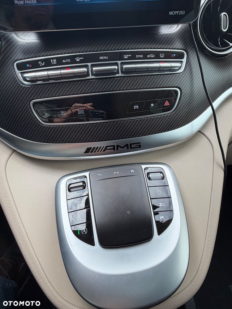 Mercedes-Benz Klasa V 300 d 4-Matic Exclusive 9G-Tronic (d³ugi) - 34
