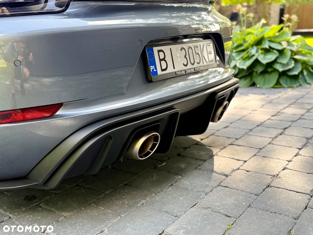 Porsche 718 Spyder - 28