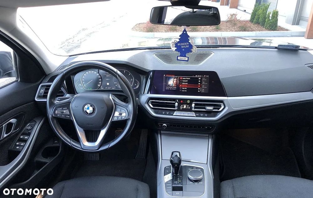 BMW Seria 3 320d Sport Line - 39