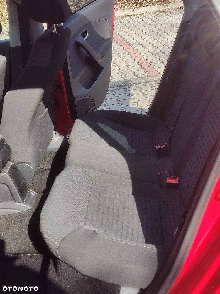 Volkswagen Polo 1.4 Team - 16