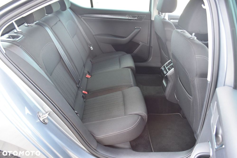Skoda Superb - 35