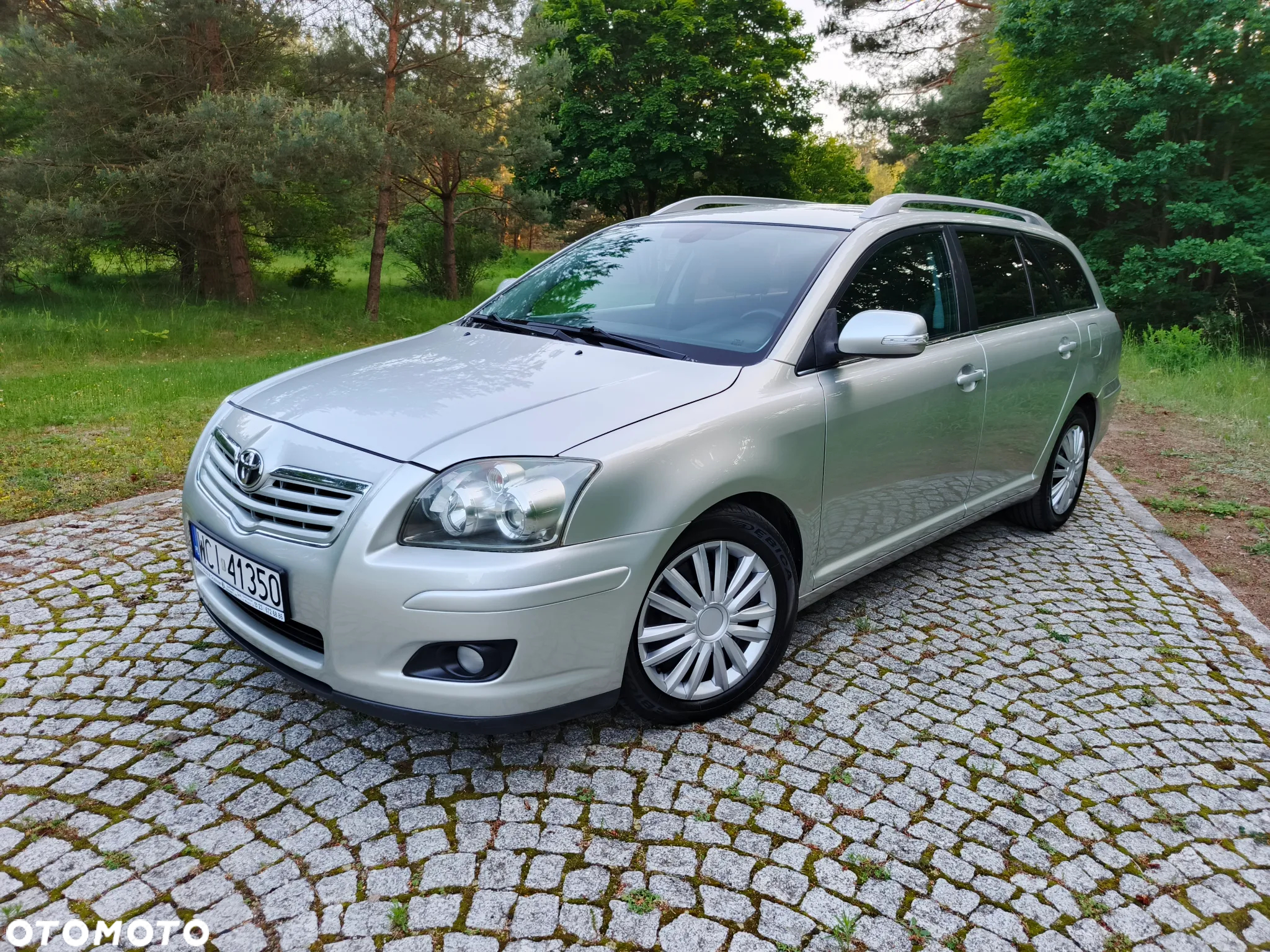Toyota Avensis 2.0 D-4D Sol - 40