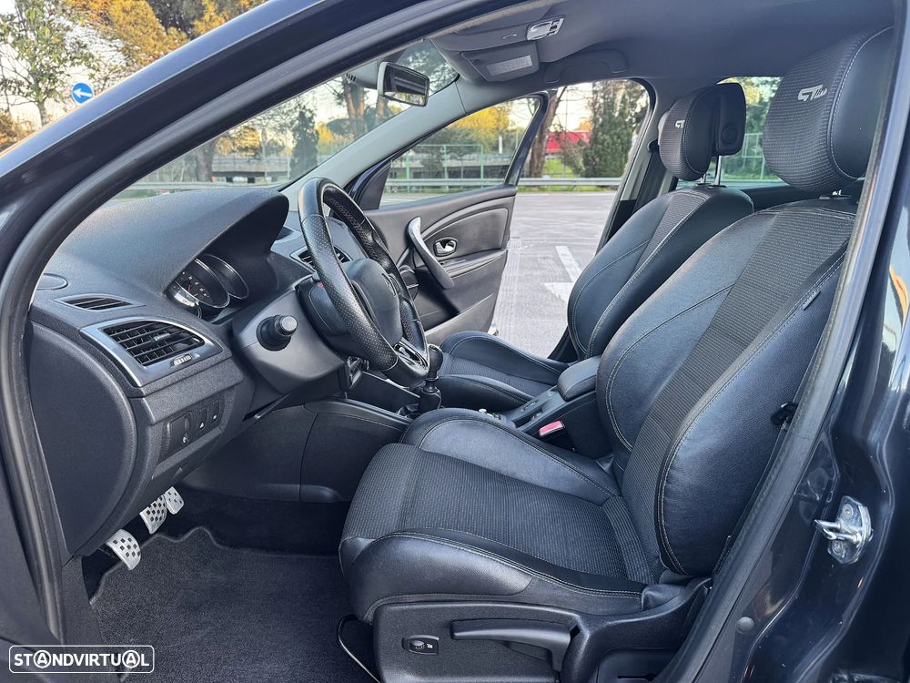 Renault Mégane Sport Tourer 1.5 dCi GT Line SS - 18