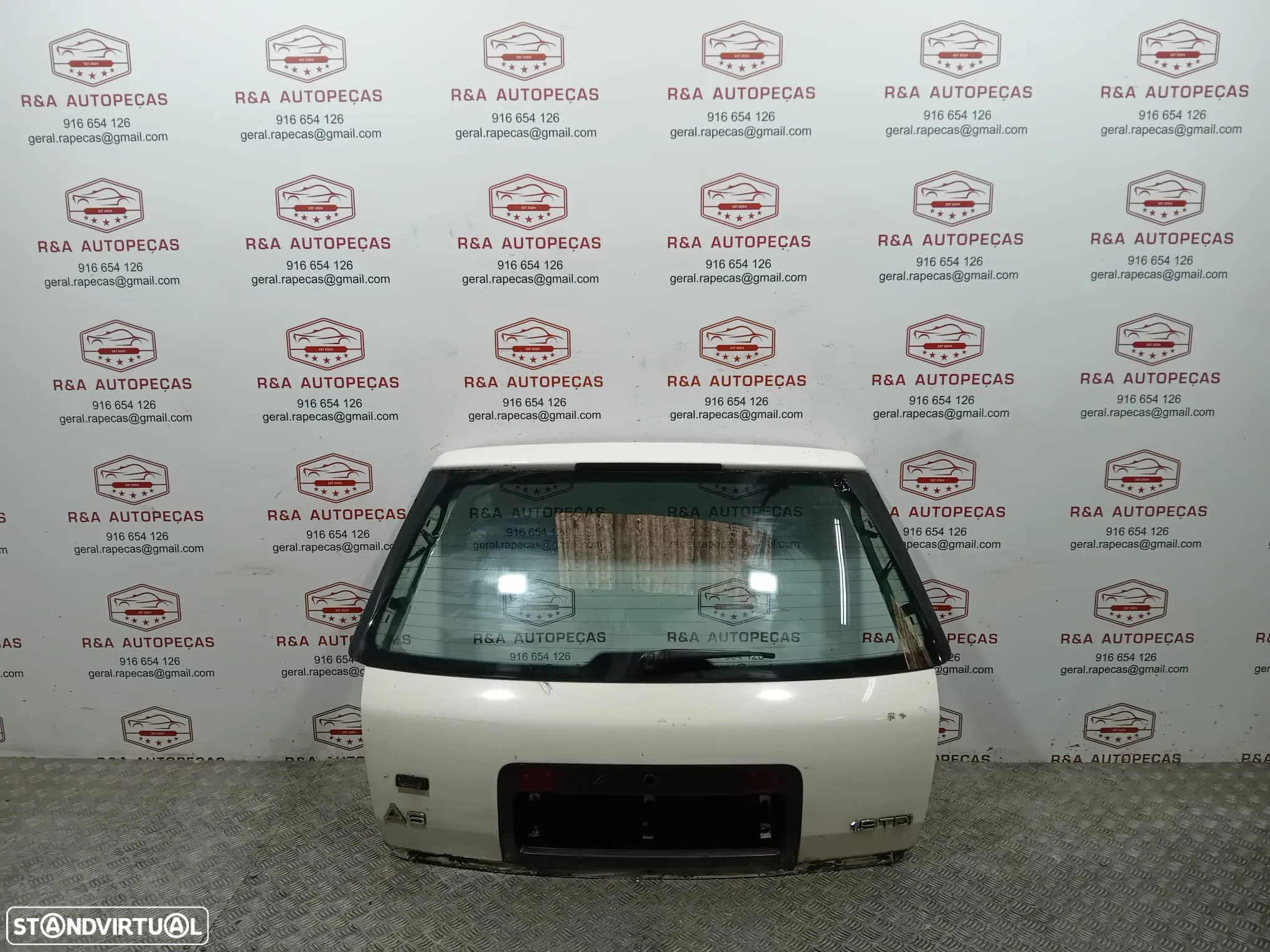 Tampa Porta Mala Audi A6 C5 Avant Original - 2