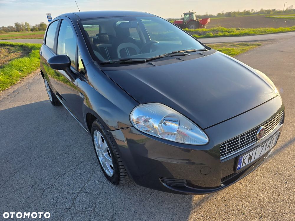 Fiat Grande Punto - 27