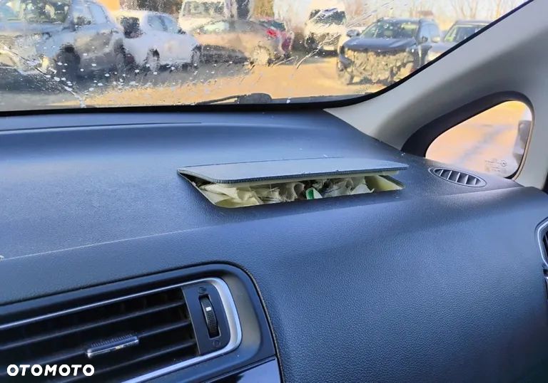 Kia Rio - 15