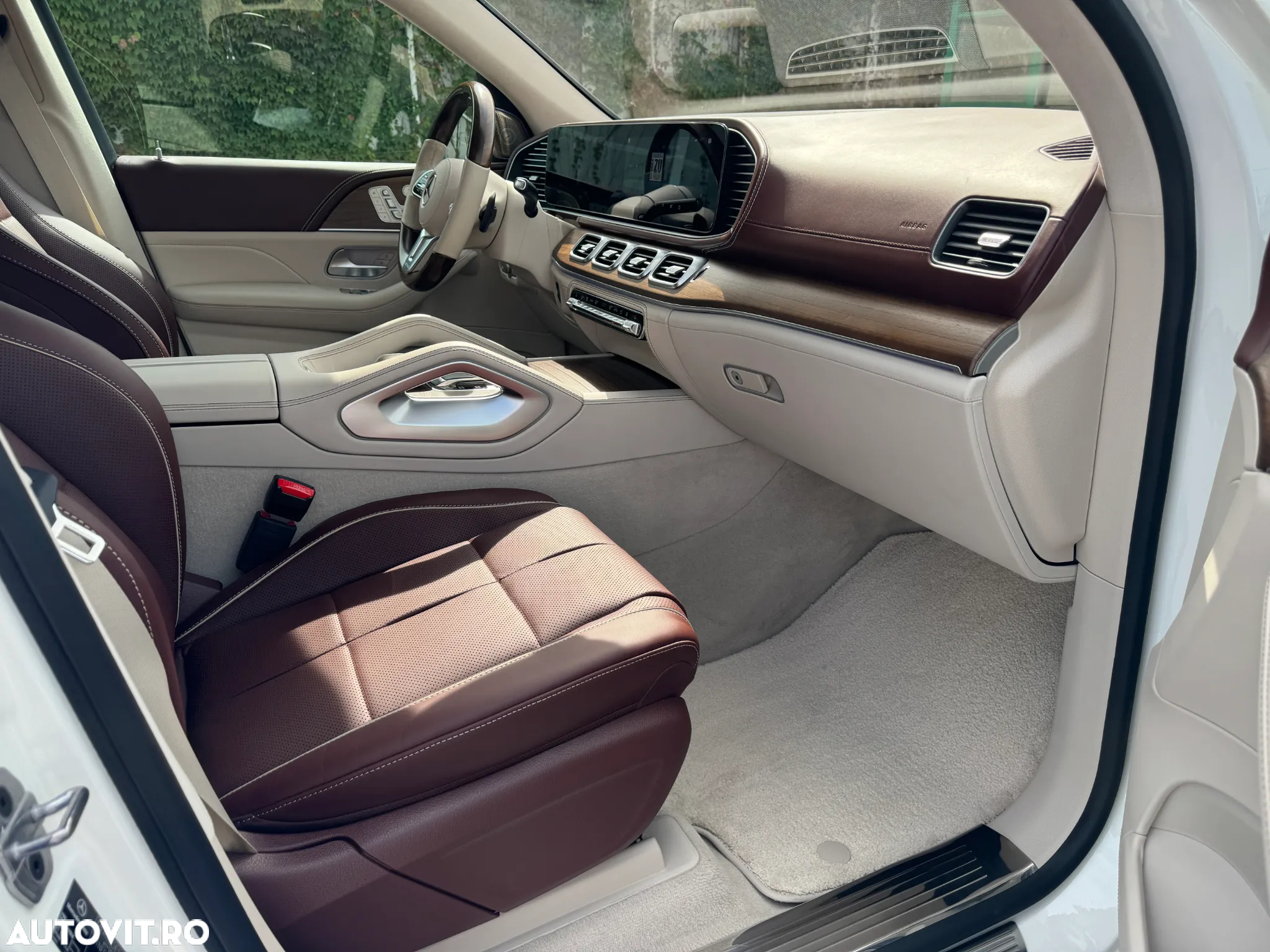Mercedes-Benz GLS Maybach - 16
