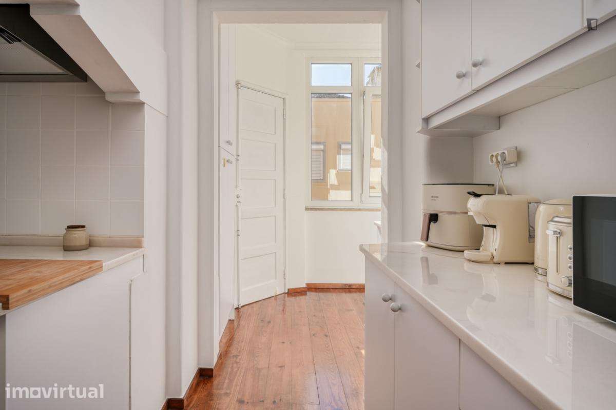 Quarto - localizado em Alameda Lisbon - Grande imagem: 4/21