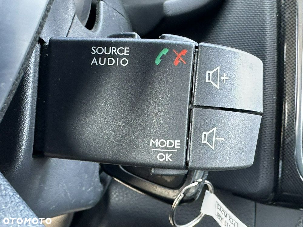 Dacia Sandero - 16