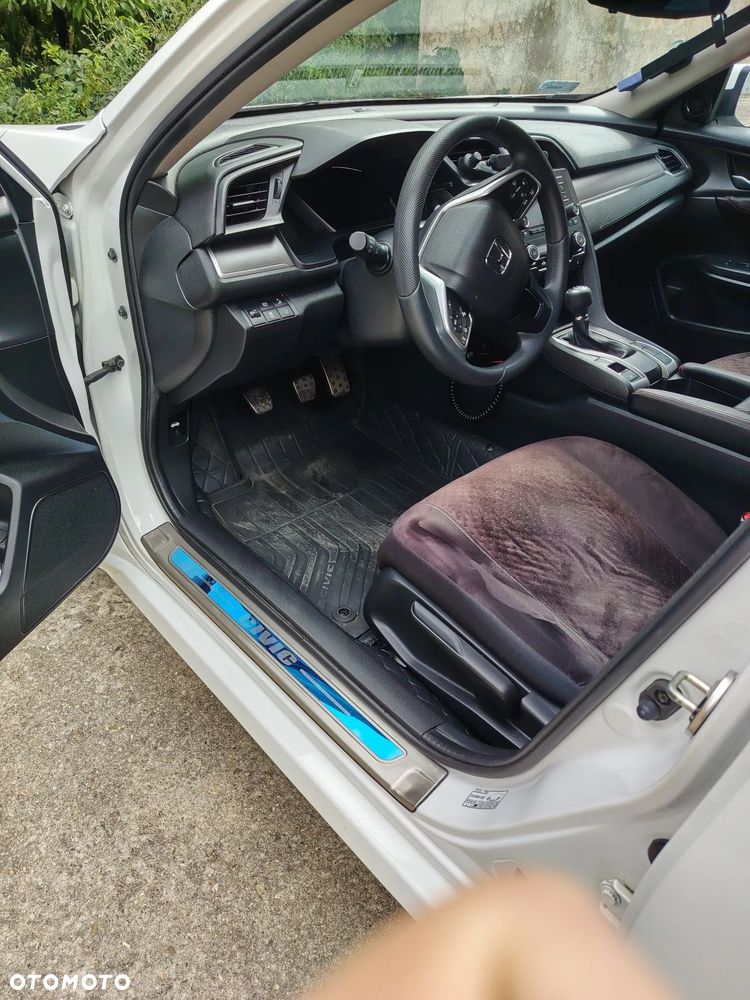 Honda Civic 1.5 T Comfort - 21