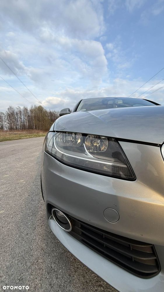 Audi A4 Limousine - 12